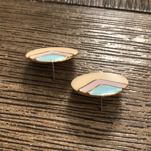 Vintage Round Chevron Pastel 1980’s Earrings - Picture 7 of 10